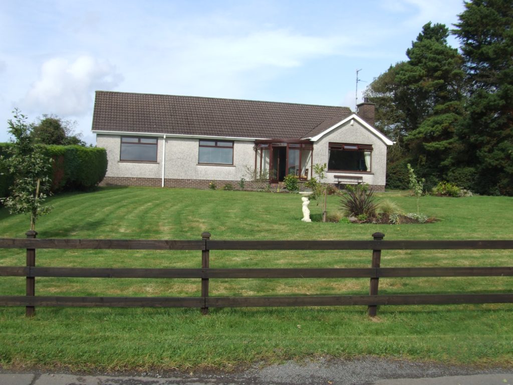 15 Clare Moss Road, Waringstown, BT66 7SQ
